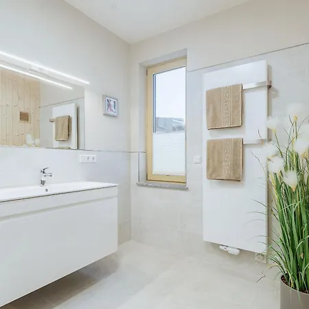 Apartment Pinschieter *